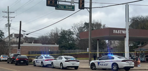 Fastway Service Station shooting in Vicksburg, MS Injures One Person.